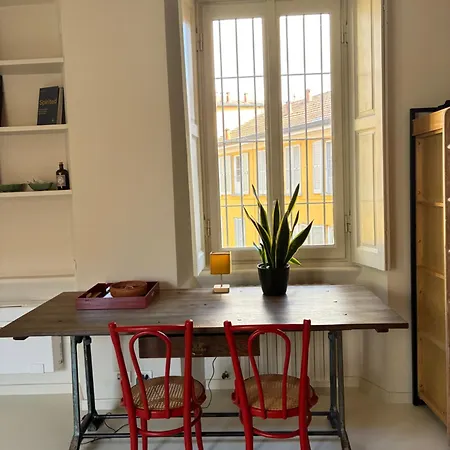 Chic Lägenhet Milano